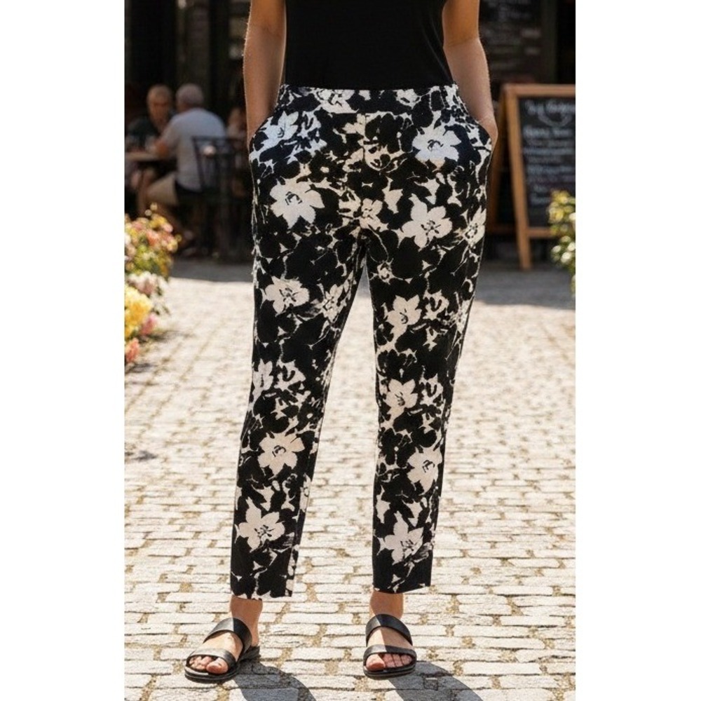 Talbots Womens Black White Floral Wide Leg Pants Tropical Size 16W Stretch Lined